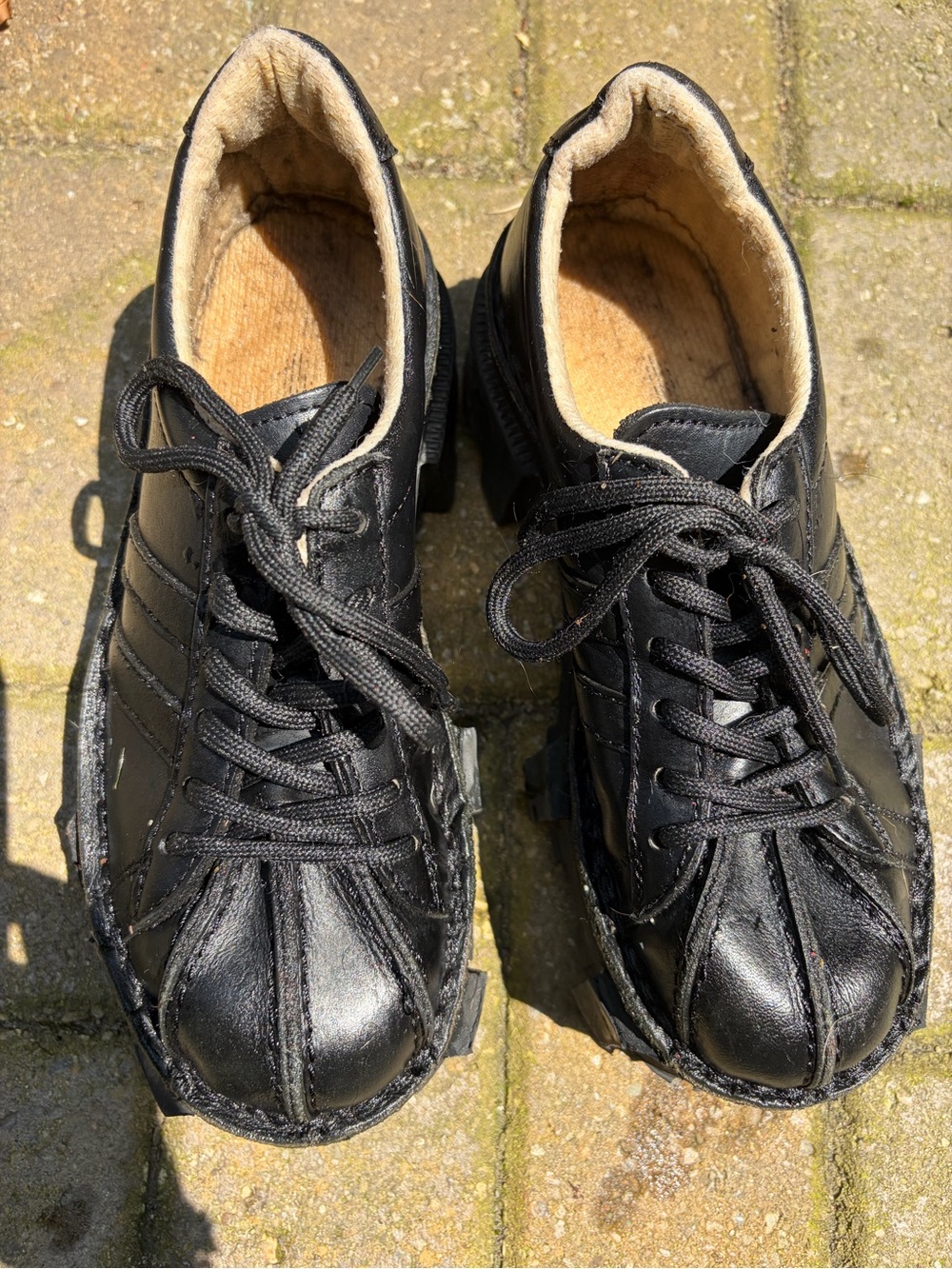 Vintage 90s Fly London Black Leather Platform Lace-Up Shoes